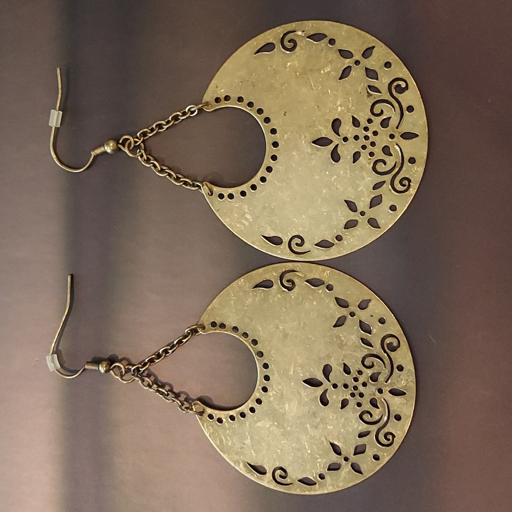 Charlotte Russe Floral Disc Drop Earrings